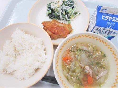 給食