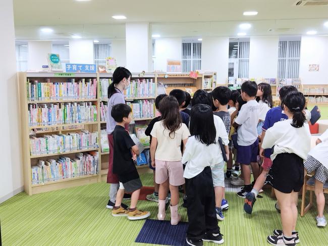 児童書コーナー