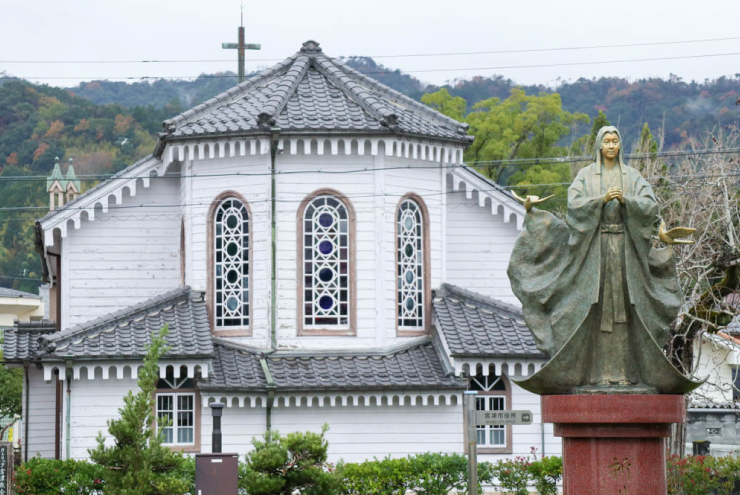 細川ガラシャ夫人像と宮津カトリック教会