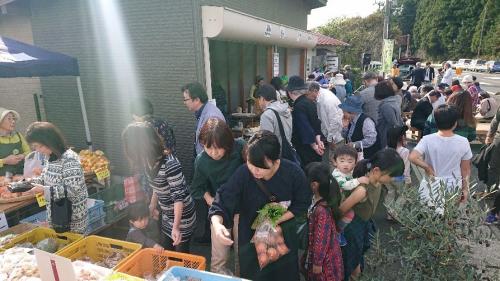 令和元年の由良オリーブ祭の様子