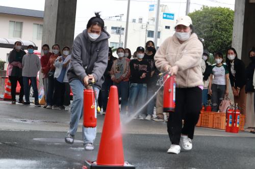 外国人向け研修　消火器の機能