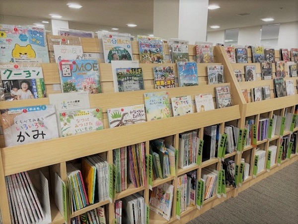 雑誌書架紹介