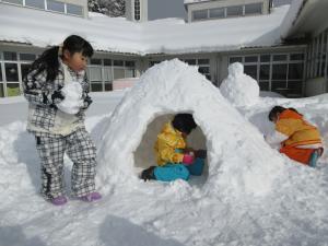 ゆきあそび