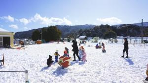 雪の園庭